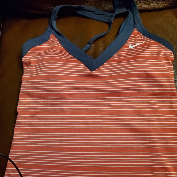 Nike Tops - Nike tank